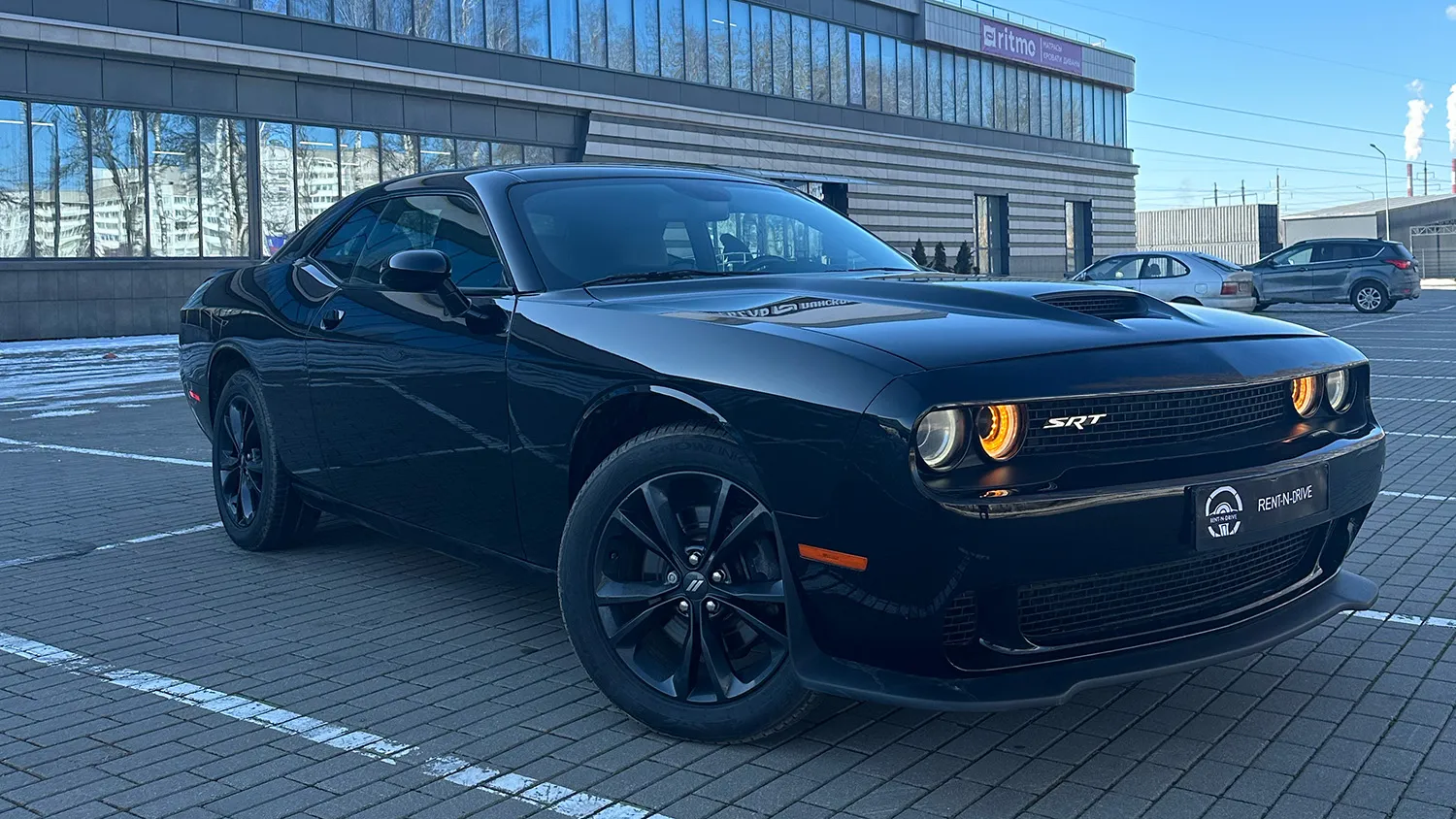 Главная страница RENT-N-DRIVE - аренда автомобилей